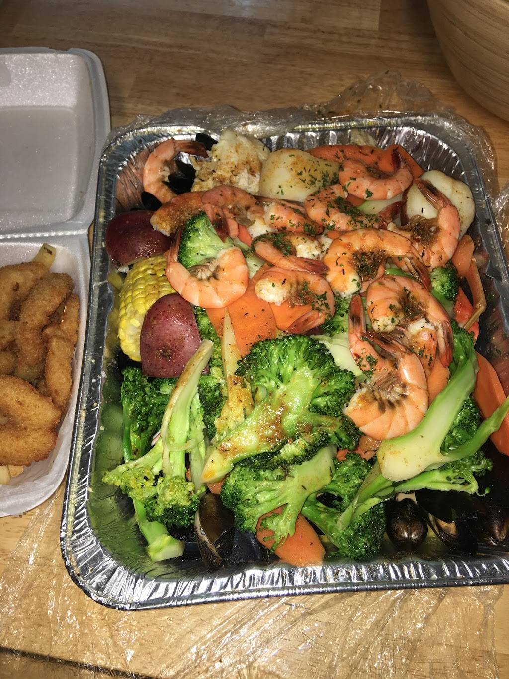 On & Sons Seafood | restaurant | 100 W Olney Ave, Philadelphia, PA 19120, USA | 2673316272 OR +1 267-331-6272