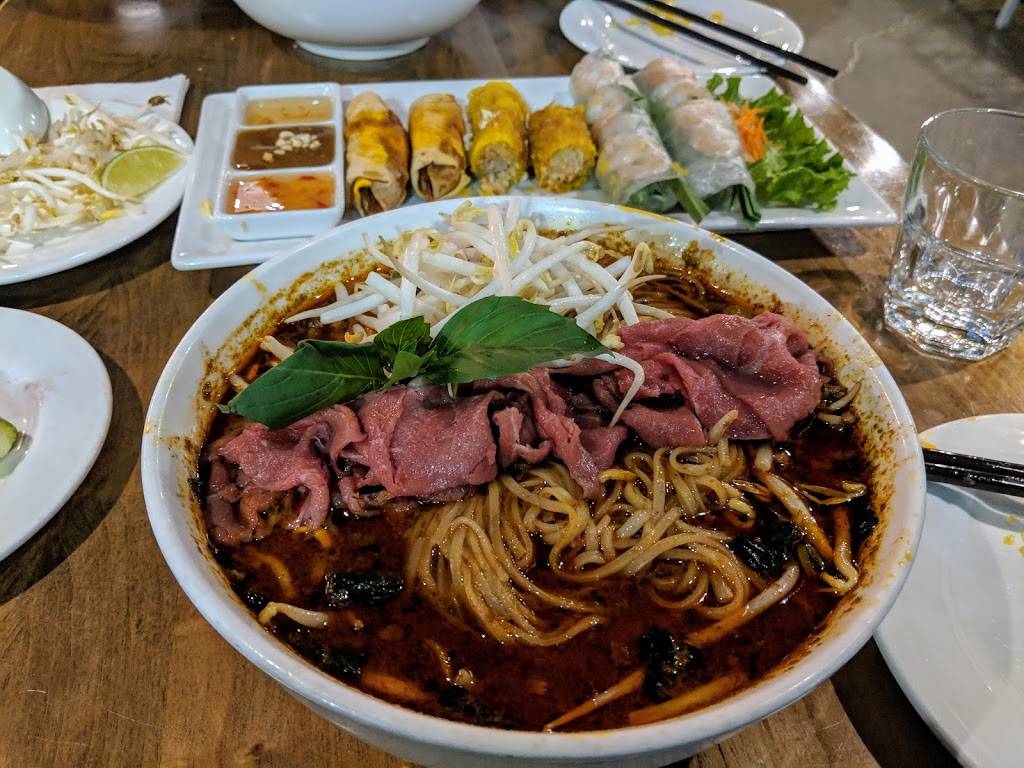 Pho 88 | restaurant | 900 Don Mills Rd Unit #9, North York, ON M3C 1V6, Canada | 6473418899 OR +1 647-341-8899