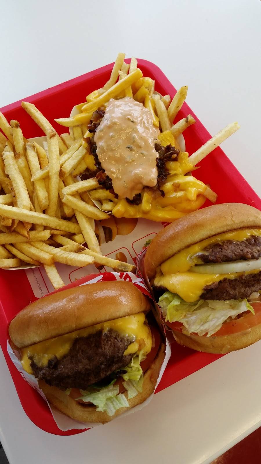 In-N-Out Burger | restaurant | 600 S Brookhurst St, Anaheim, CA 92804, USA | 8007861000 OR +1 800-786-1000