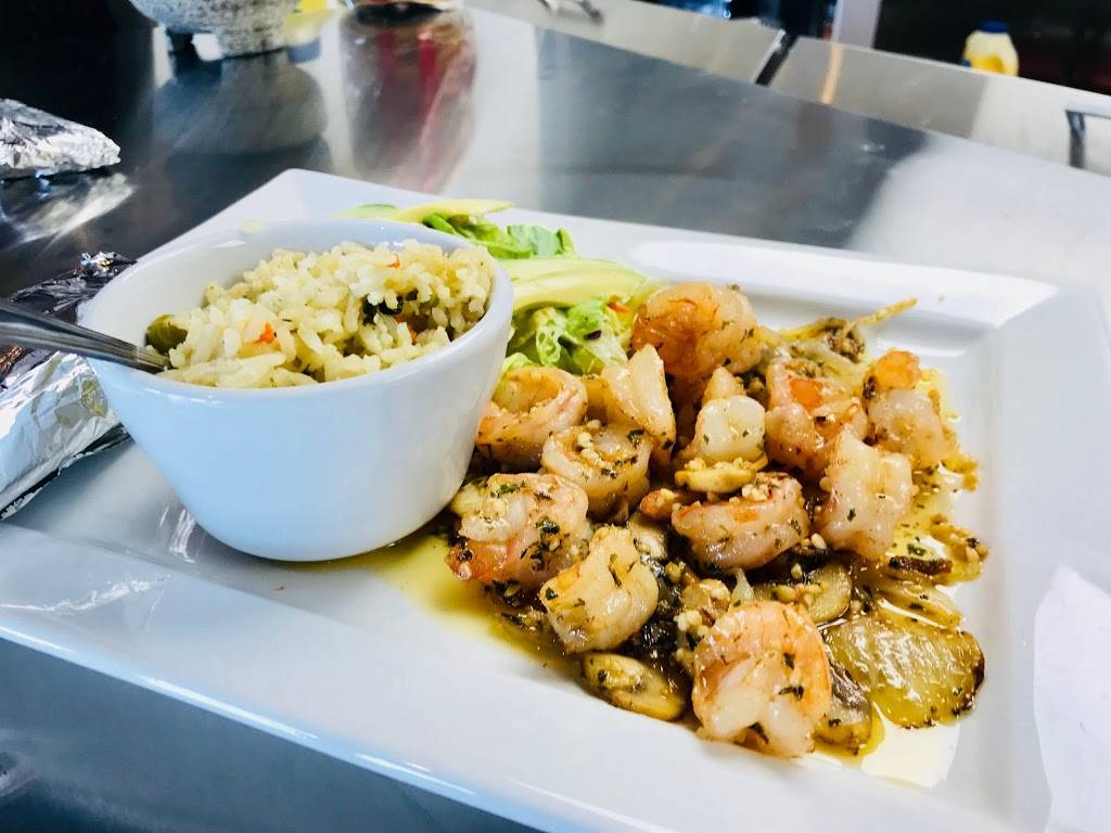 Fiesta Mexican Restaurant | restaurant | 815 Main St, Adel, IA 50003, USA | 5159934404 OR +1 515-993-4404