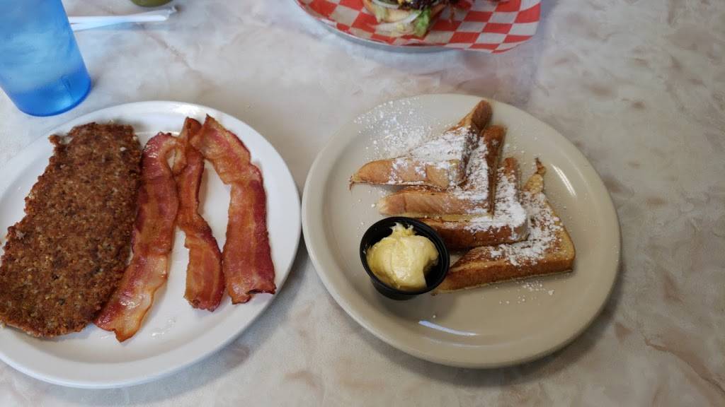 Country Inn | restaurant | 910 Ohio Pike, Cincinnati, OH 45245, USA | 5137522586 OR +1 513-752-2586