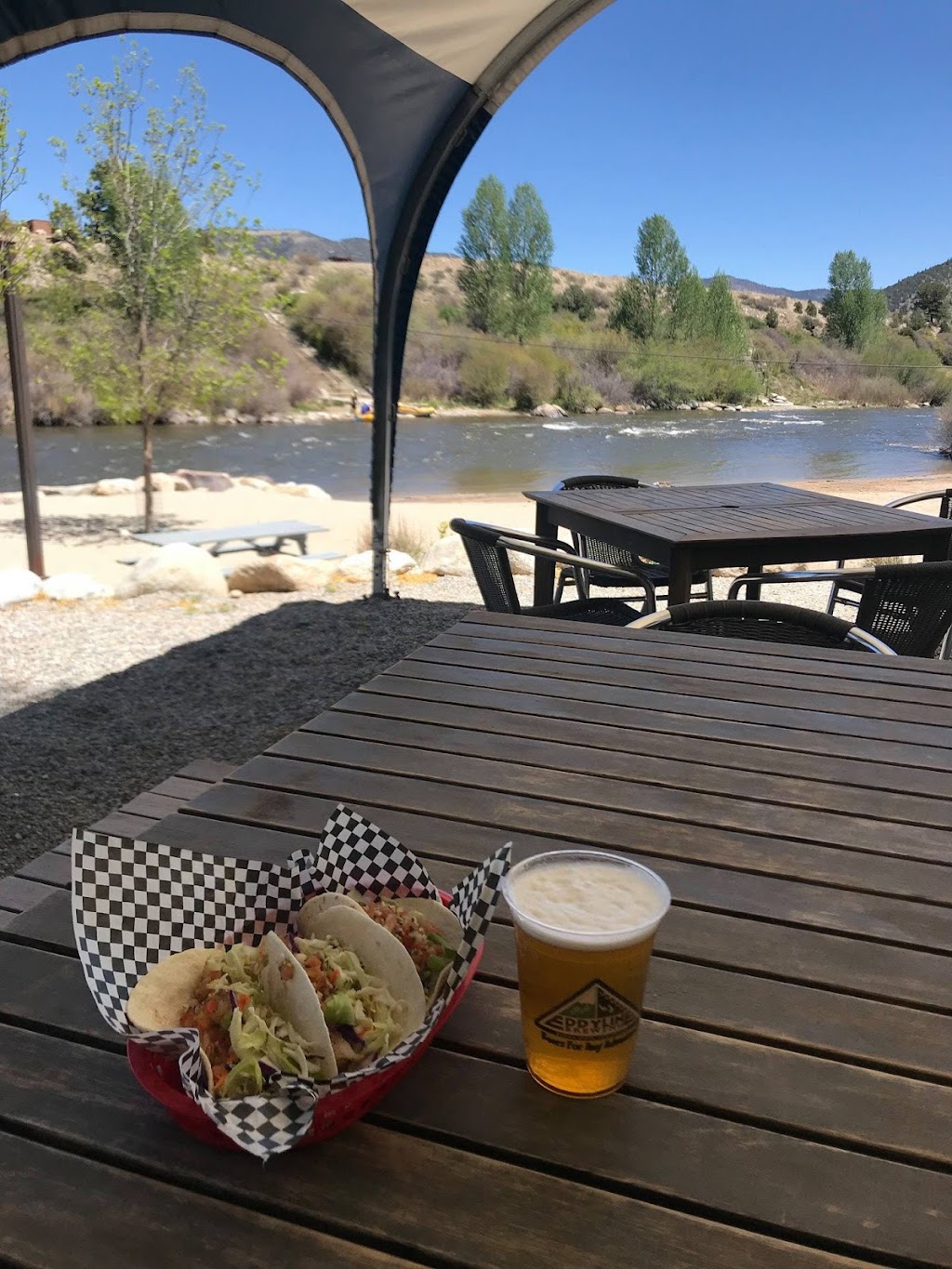 Browns Canyon Riverside Grill at River Runners | restaurant | 24070 Co Rd 301, Buena Vista, CO 81211, USA | 7193952466 OR +1 719-395-2466