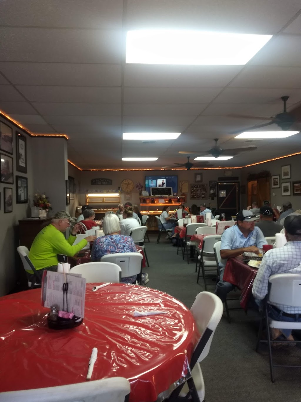 Ds Specialty House and Catering | restaurant | 507 W 4th St, Stroud, OK 74079, USA | 9182909078 OR +1 918-290-9078