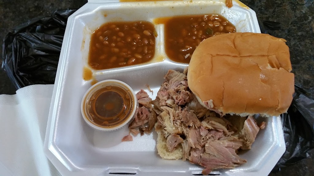 L&Y BBQ and Carwash/Detail | restaurant | 1034 hwy 133 north, Crossett, AR 71635, USA | 8703051101 OR +1 870-305-1101