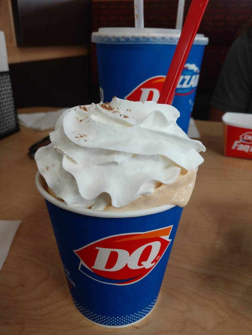 Dairy Queen Grill & Chill | restaurant | 915 W 4th St Ave, Holton, KS 66436, USA | 7853643110 OR +1 785-364-3110