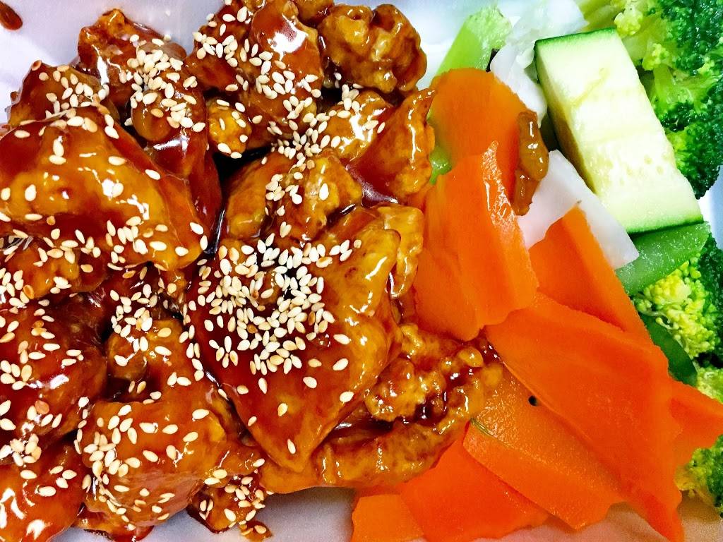 Great Wall Kitchen | restaurant | 7854 Cox Rd, West Chester Township, OH 45069, USA | 5137772268 OR +1 513-777-2268