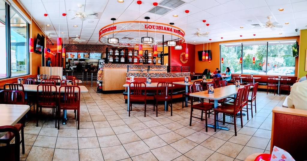 Popeyes Restaurant | restaurant | 3211 Farm to Market 1960 Rd W, Houston, TX 77068, USA | 2815831331 OR +1 281-583-1331