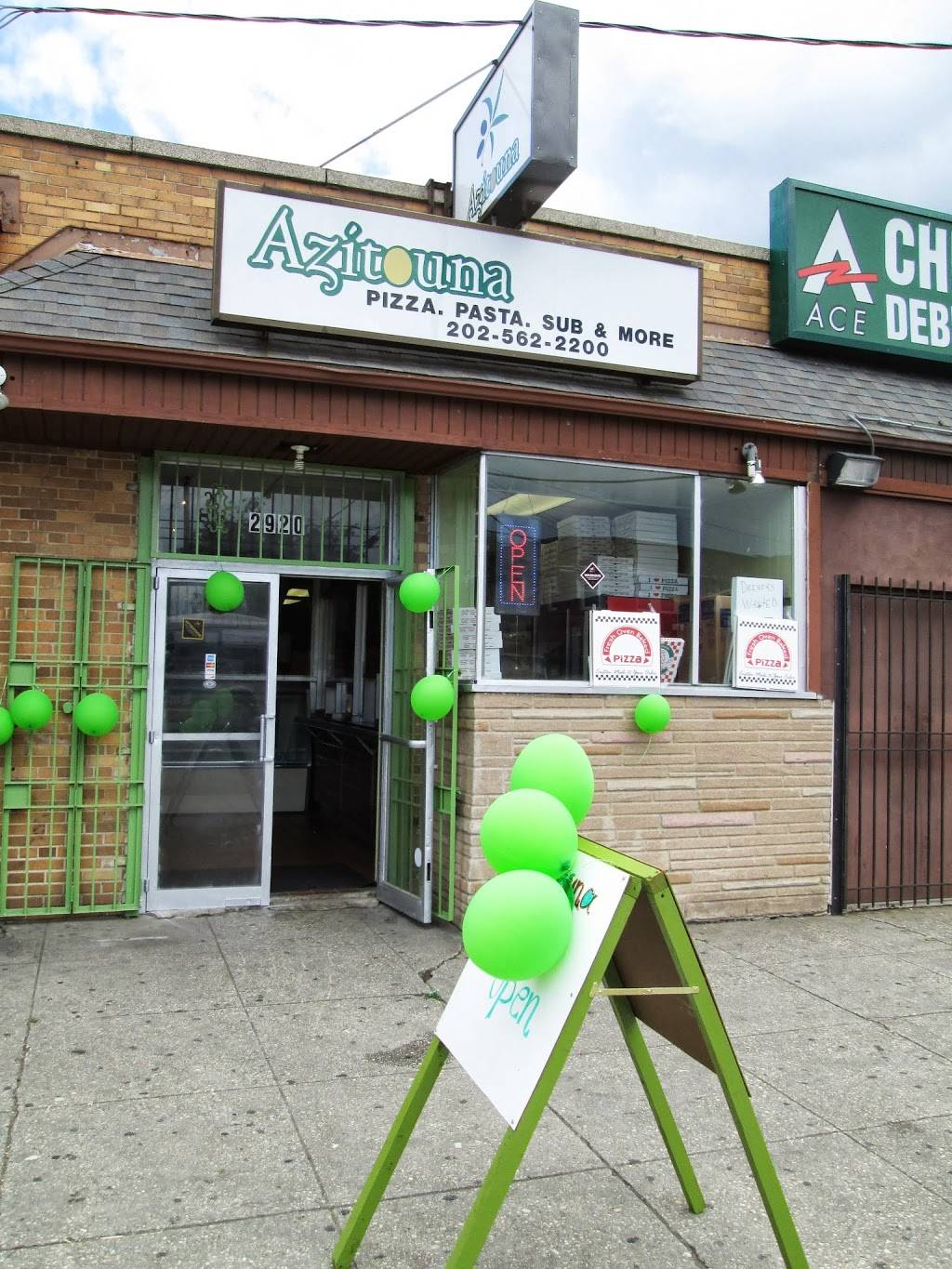 Azitouna Pizza | restaurant | 2920 Martin Luther King Jr Ave SE, Washington, DC 20032, USA | 2025622200 OR +1 202-562-2200