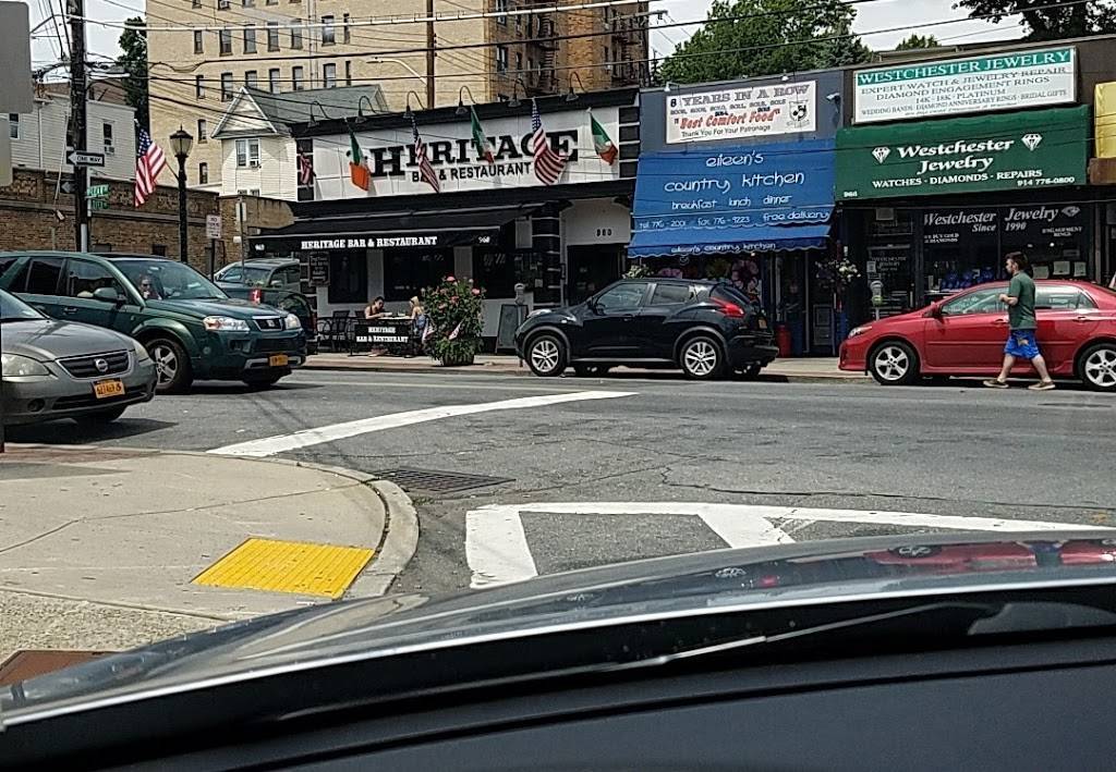 Eileens | restaurant | 960 McLean Ave, Yonkers, NY 10704, USA | 9147767532 OR +1 914-776-7532