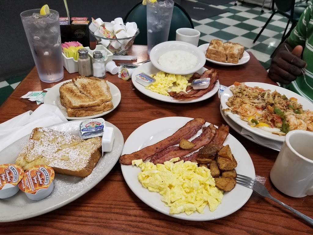 Bear E Patch Cafe West | restaurant | 1980-A, Ashley River Rd, Charleston, SC 29407, USA | 8437666490 OR +1 843-766-6490