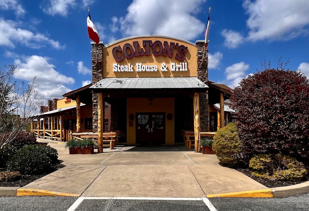 Coltons Steak House & Grill | restaurant | 3002 E Race Ave, Searcy, AR 72143, USA | 5012685777 OR +1 501-268-5777