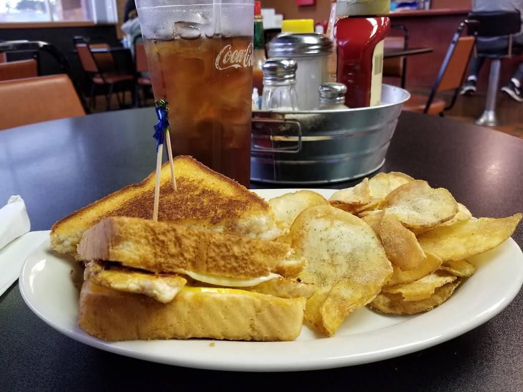 Ten West Diner | restaurant | 2650 Lutcher Dr, Orange, TX 77632, USA | 4098838333 OR +1 409-883-8333