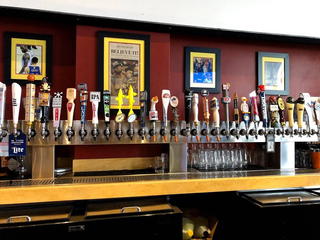 Buffalo Wild Wings | restaurant | 176 E Main St, Kent, OH 44240, USA | 3306789464 OR +1 330-678-9464