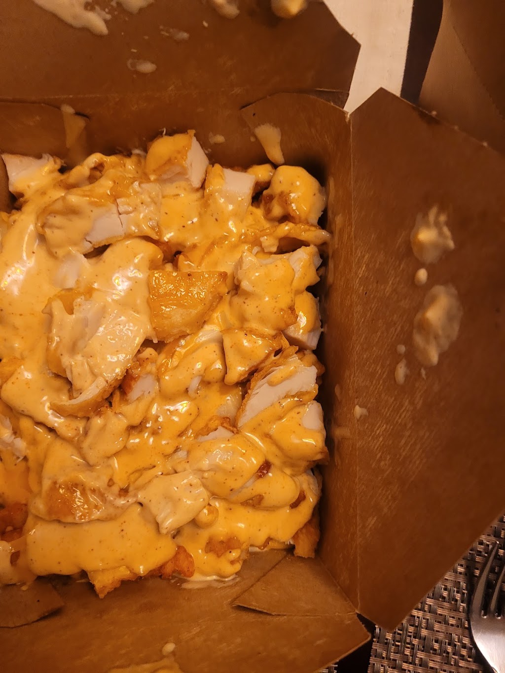 Hot Chikn Kitchn | restaurant | 315 NJ-17, Paramus, NJ 07652, USA | 2019030963 OR +1 201-903-0963