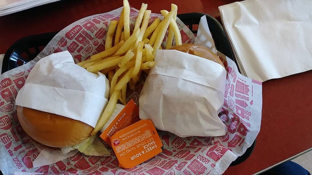 Jack in the Box | restaurant | 1135 N Mission Rd, Los Angeles, CA 90033, USA | 3232236346 OR +1 323-223-6346