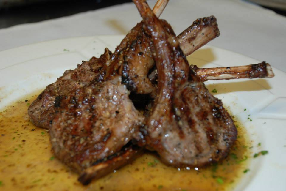 Outriggers Steak & Seafood | restaurant | 11011 SW Hwy, Palos Hills, IL 60465, USA | 7089741200 OR +1 708-974-1200