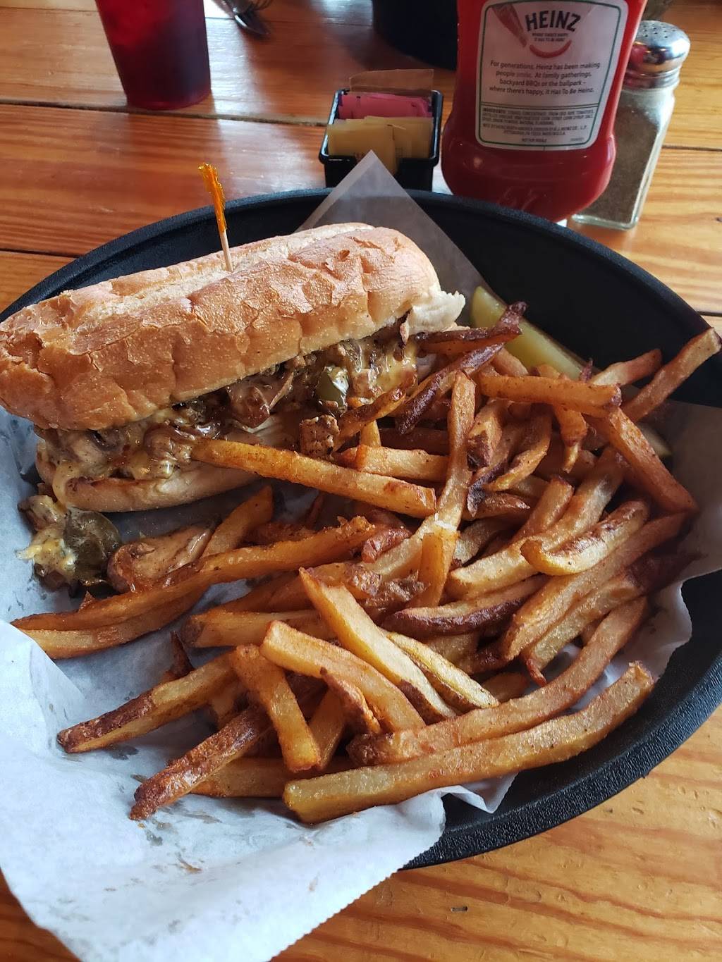 Henrys Restaurant & Bar | restaurant | 2865 Devine St, Columbia, SC 29205, USA | 8037084705 OR +1 803-708-4705