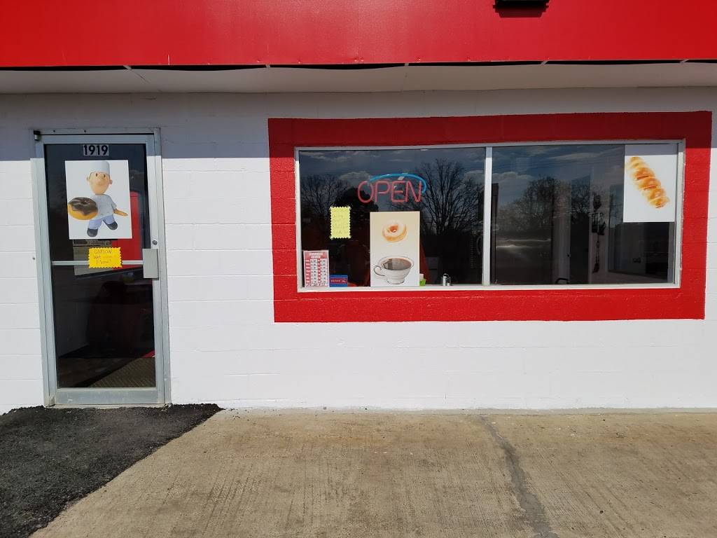 Donut Palace | restaurant | 1919 Batesville Blvd, Batesville, AR 72501, USA | 8705698133 OR +1 870-569-8133