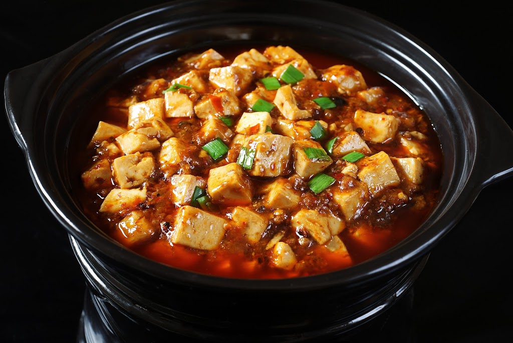 V8 kitchen | restaurant | 1400 Macdonald Ave, Richmond, CA 94801, USA | 5103617646 OR +1 510-361-7646