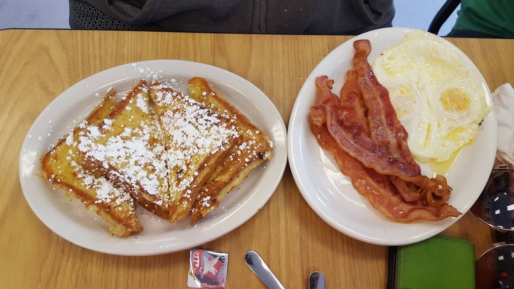 Nanas Kitchen | restaurant | 11882 Stapleton Dr, Peyton, CO 80831, USA | 7196458249 OR +1 719-645-8249