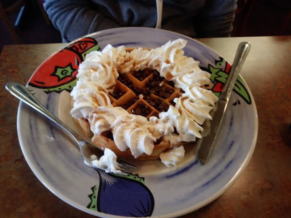 Raspberries Cafe of Rome | restaurant | 1700 N James St, Rome, NY 13440, USA | 3153361111 OR +1 315-336-1111