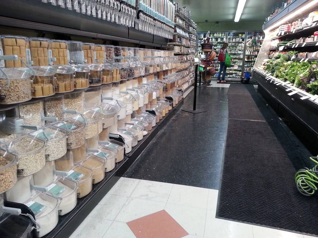 Lassens Health Foods | restaurant | 5154 Hollister Ave, Santa Barbara, CA 93111, USA | 8056837696 OR +1 805-683-7696