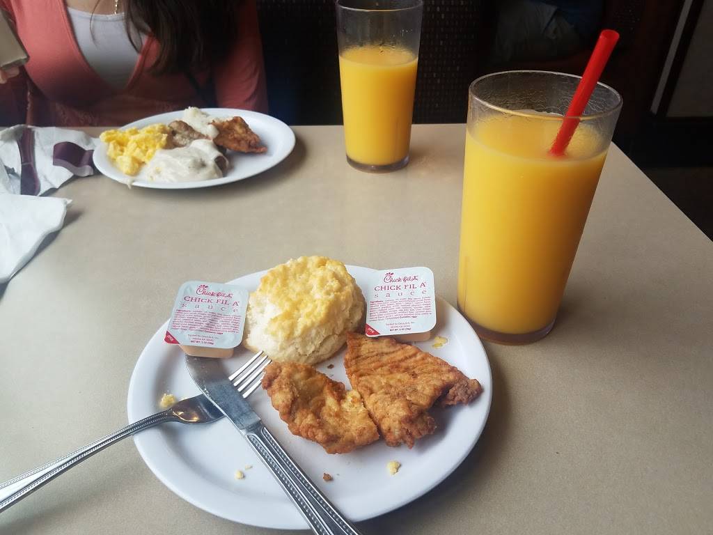 Chick-fil-A | restaurant | 9728 GA-92, Woodstock, GA 30188, USA | 7705914575 OR +1 770-591-4575