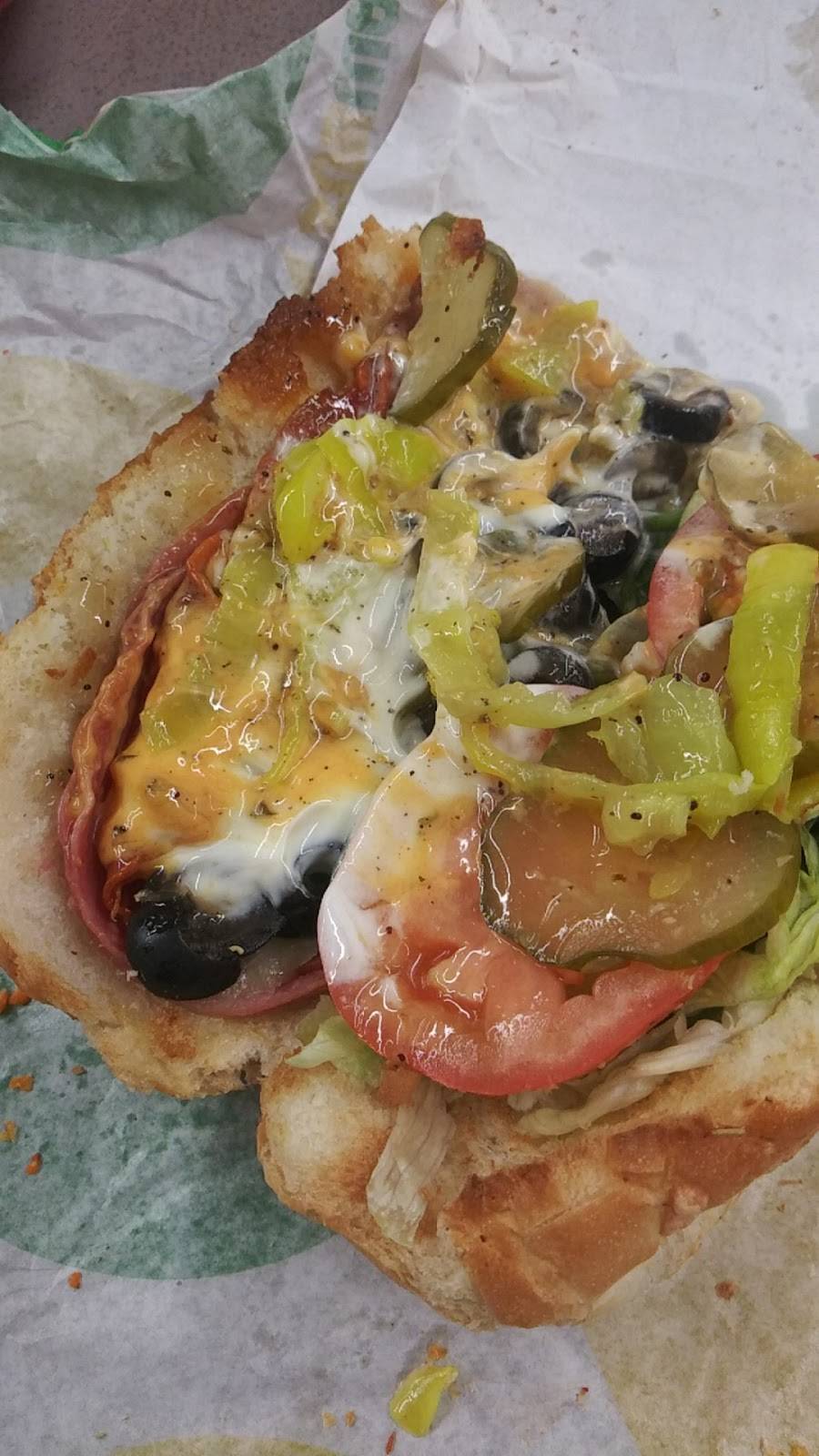 Subway | meal takeaway | 747 N Ridge Rd, Wichita, KS 67212, USA | 3167737827 OR +1 316-773-7827