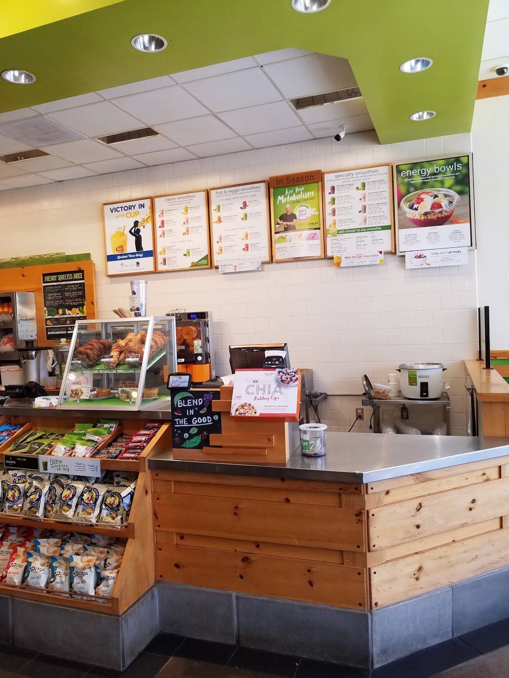 Jamba Juice Pleasanton | restaurant | 4555 Hopyard Rd #17, Pleasanton, CA 94588, USA | 9258478525 OR +1 925-847-8525