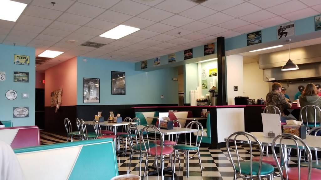 Hwy 55 Burgers Shakes & Fries | restaurant | 17230 US-17 #102, Hampstead, NC 28443, USA | 9102702280 OR +1 910-270-2280