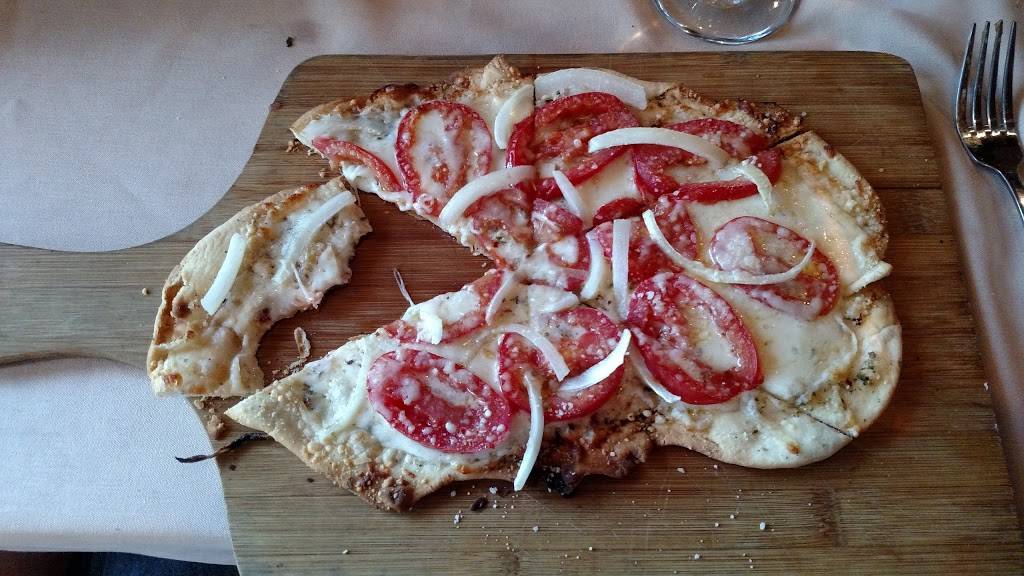 Gigis | restaurant | 981 Kenmore Ave, Buffalo, NY 14217, USA | 7168778788 OR +1 716-877-8788