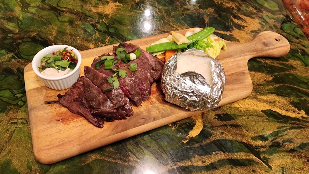 Charisa Thai Cuisine | restaurant | 43150 Broadlands Center Plaza, Ashburn, VA 20148, USA | 7037268833 OR +1 703-726-8833