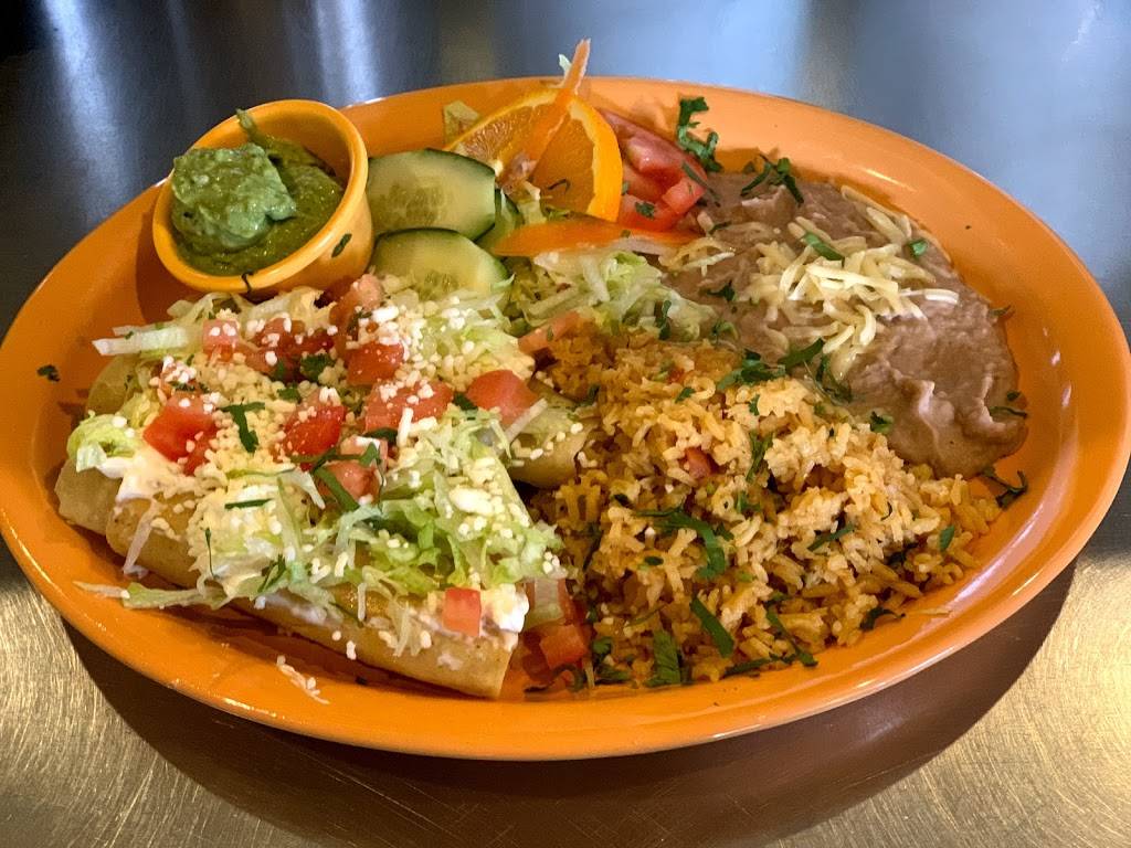 Camino Viejo | restaurant | 19943 South La Grange Road, Frankfort, IL 60423, USA | 8155345613 OR +1 815-534-5613