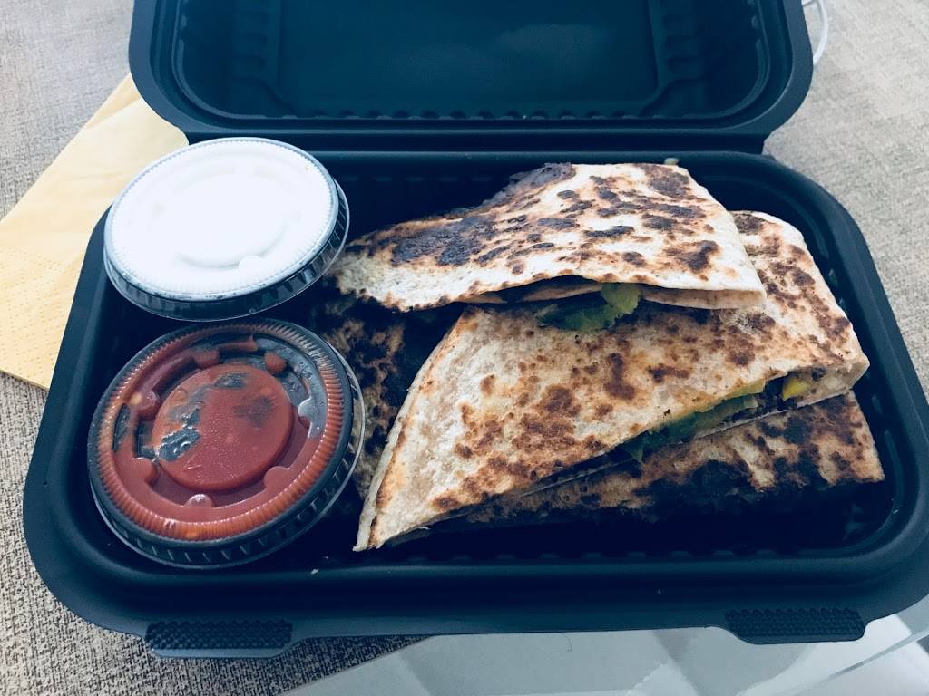 Fat Bastard Burrito | restaurant | 2400 Bloor St W, Toronto, ON M6S 1P5, Canada | 6473505560 OR +1 647-350-5560