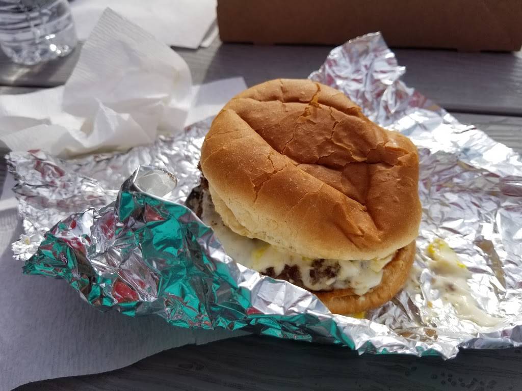 Sebs Snack Bar | restaurant | 297 US-2, South Hero, VT 05486, USA | 8023726611 OR +1 802-372-6611