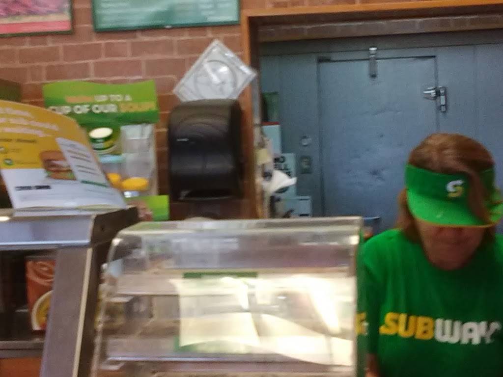 Subway | restaurant | 7300 Norris Fwy, Knoxville, TN 37918, USA | 8659220339 OR +1 865-922-0339