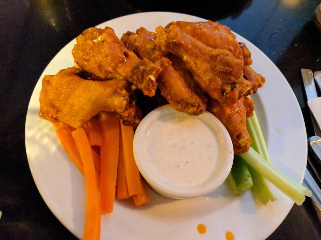 The Hotel Utah Saloon | restaurant | 500 4th St, San Francisco, CA 94107, USA | 4155466300 OR +1 415-546-6300