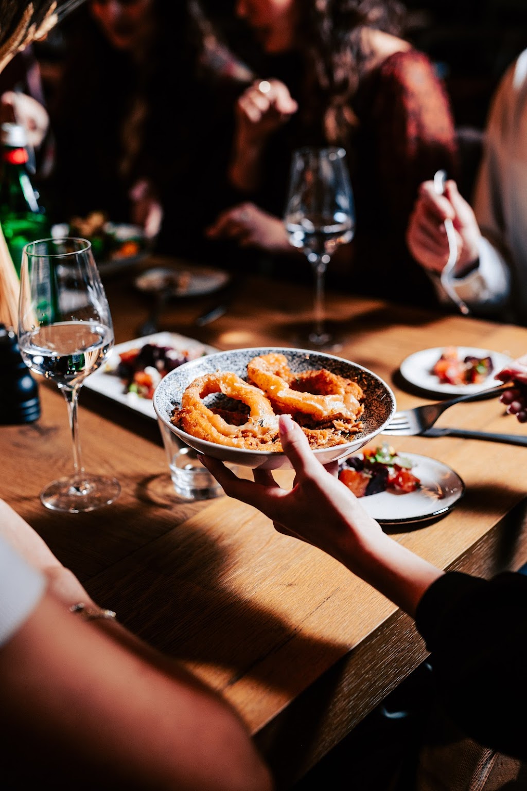 Burger + Grain | restaurant | 4900 Centennial Blvd #102, Nashville, TN 37209, USA | 6292604900 OR +1 629-260-4900