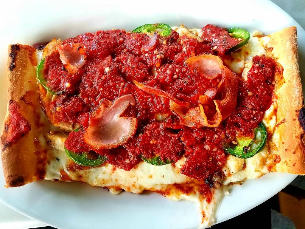 Roccos Little Chicago | restaurant | 2707 E Broadway Blvd, Tucson, AZ 85716, USA | 5203211860 OR +1 520-321-1860