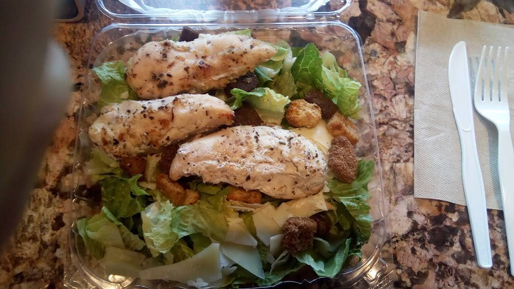 Mama Leones | meal takeaway | 266 Bellevue Ave, Newport, RI 02840, USA | 4018477272 OR +1 401-847-7272