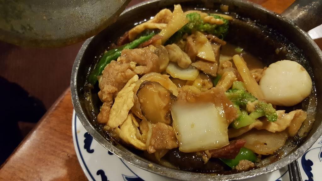 Hot Sizzling Wok | restaurant | 2333 W Laskey Rd, Toledo, OH 43613, USA | 4194750065 OR +1 419-475-0065