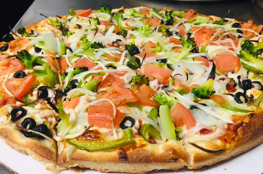 C&M Pizza | restaurant | 69 Central St, Leominster, MA 01453, USA | 9785374264 OR +1 978-537-4264