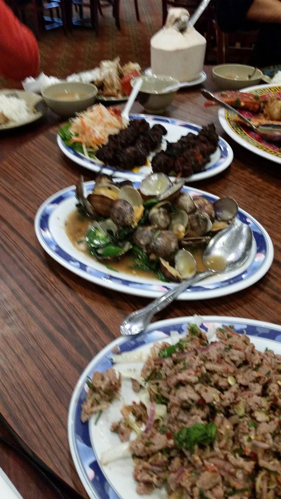 Hak Heang Restaurant | restaurant | 2041 E Anaheim St, Long Beach, CA 90804, USA | 5624340296 OR +1 562-434-0296