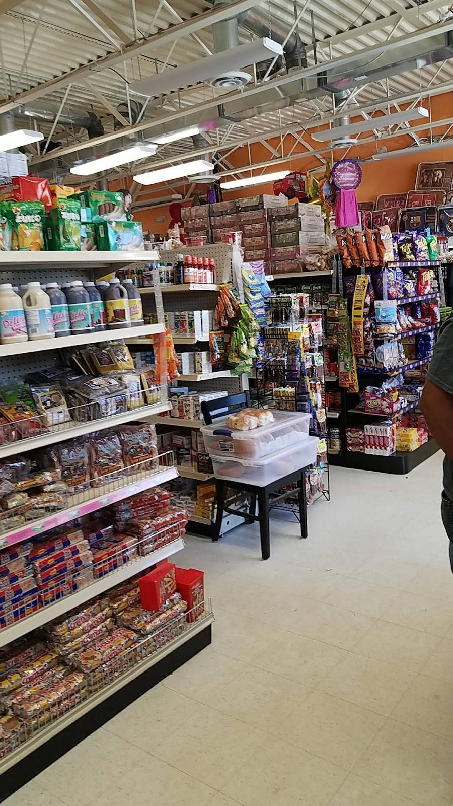 Taqueria Los Compadres | restaurant | 2427 Crain Hwy, Waldorf, MD 20601, USA | 2402223546 OR +1 240-222-3546