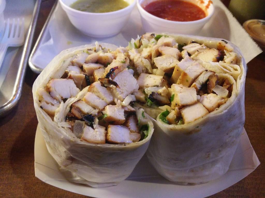 Carbon Live Fire Mexican Grill | restaurant | 300 W 26th St, Chicago, IL 60616, USA | 3122253200 OR +1 312-225-3200