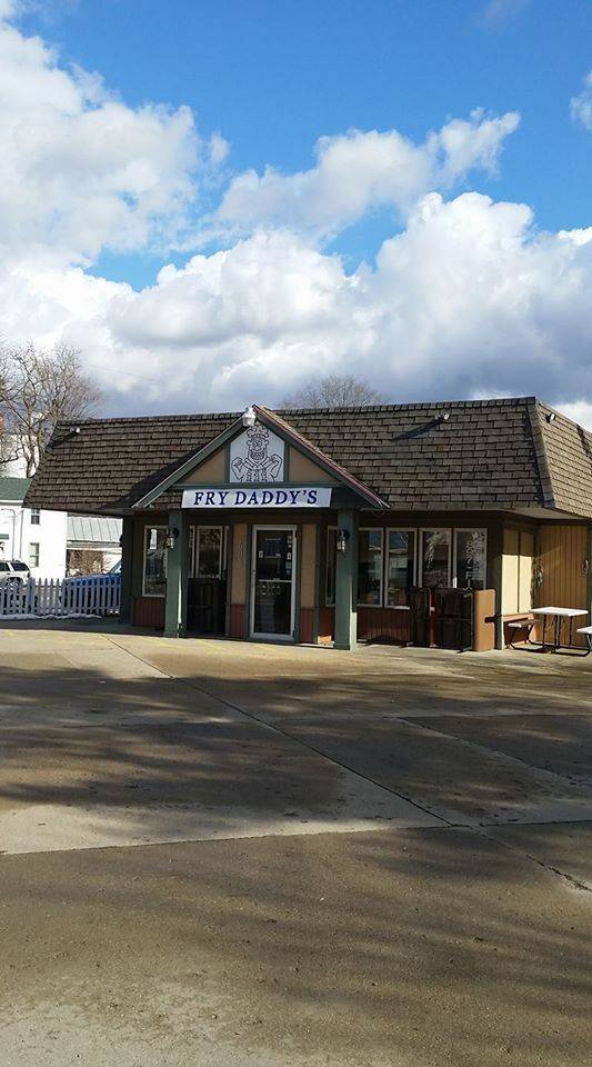 Fry Daddys | restaurant | 608 W Main St, Lowell, MI 49331, USA | 6168973474 OR +1 616-897-3474