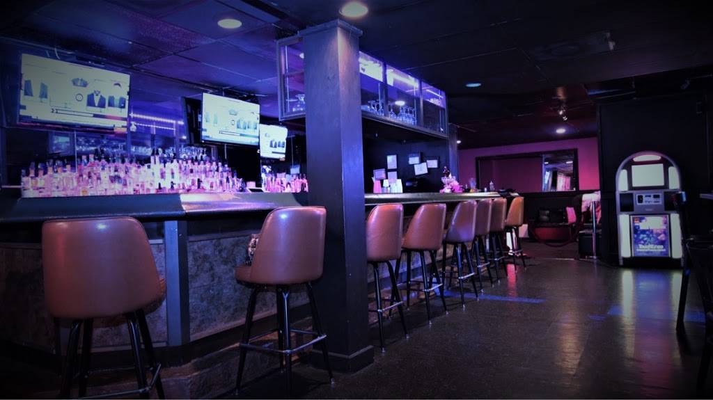 Eye Candy Lounge | night club | 409 Eastern Blvd, Essex, MD 21221, USA | 4432315178 OR +1 443-231-5178