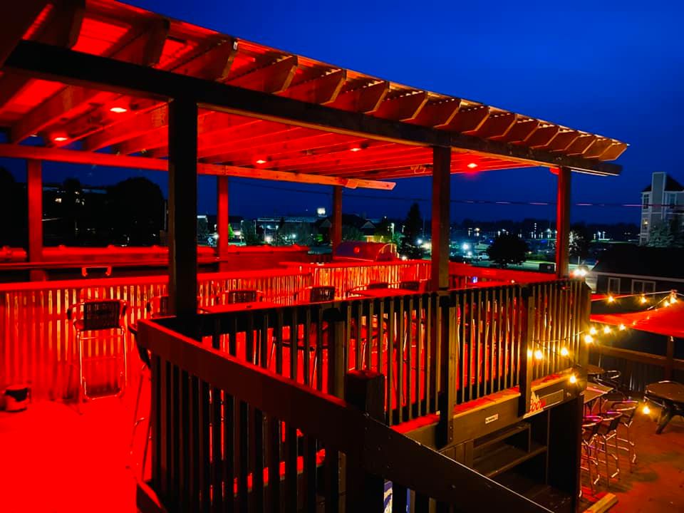 Timbers Of Ludington Open for Lunch | restaurant | 320 S James St, Ludington, MI 49431, USA | 2314259111 OR +1 231-425-9111