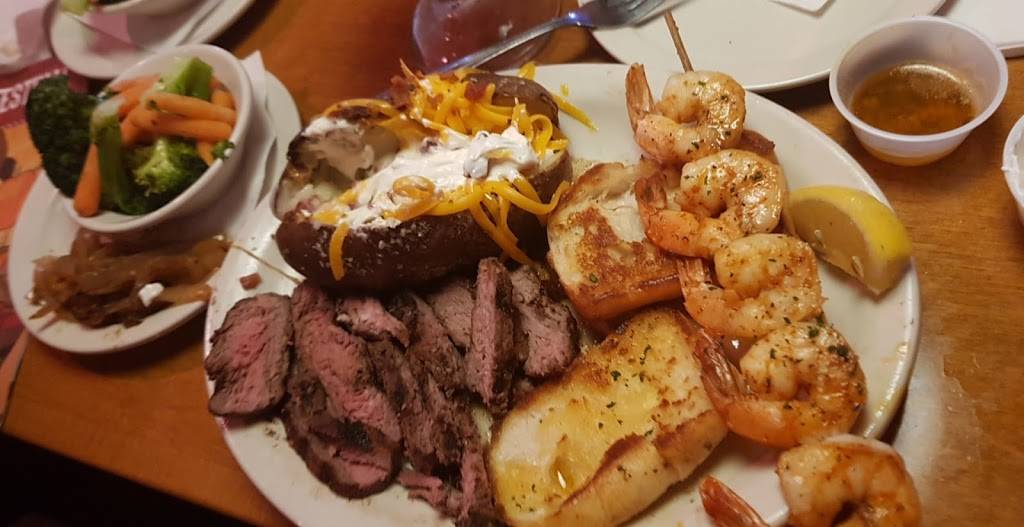 Texas Roadhouse | restaurant | 9045 SW 162nd Ave W, Miami, FL 33196, USA | 3059075464 OR +1 305-907-5464