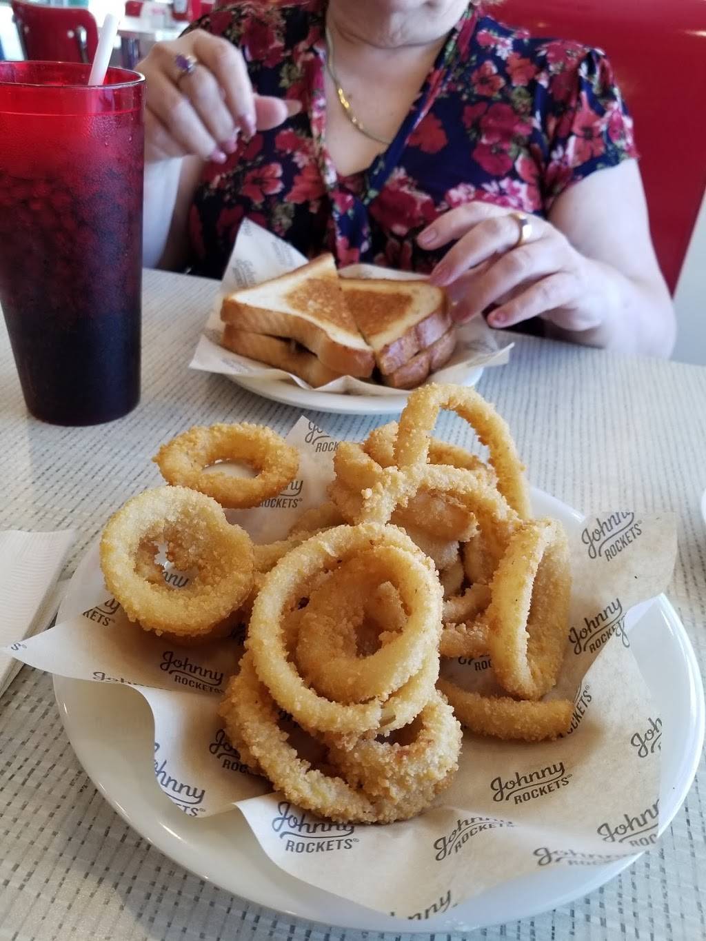 Johnny Rockets | restaurant | 200 Tanger Outlets Blvd #811, Pooler, GA 31322, USA | 9124503399 OR +1 912-450-3399